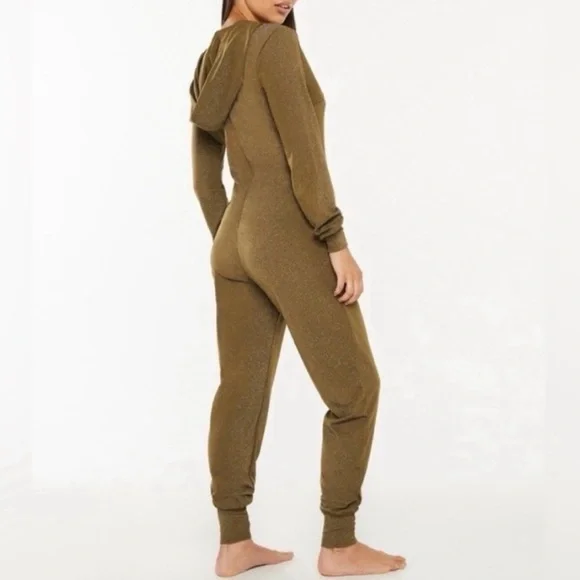SAVAGE X FENTY Green gold Sparkly Hooded zip
Onesie Jumpsuit size large NWOT - Picture 3 of 8
